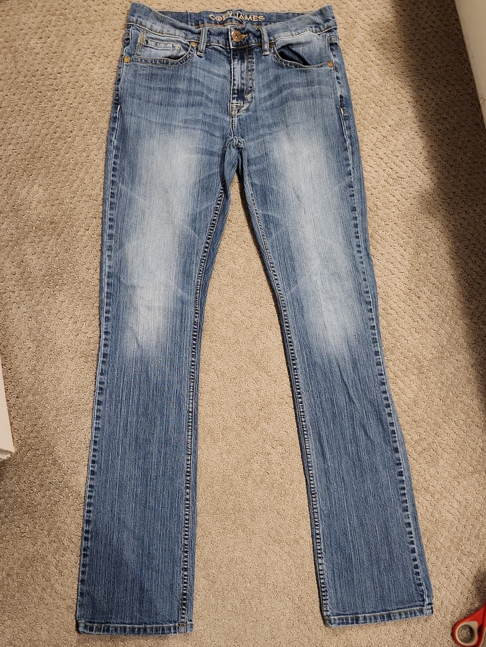 CODY JAMES 32w X 38L Distressed Jeans